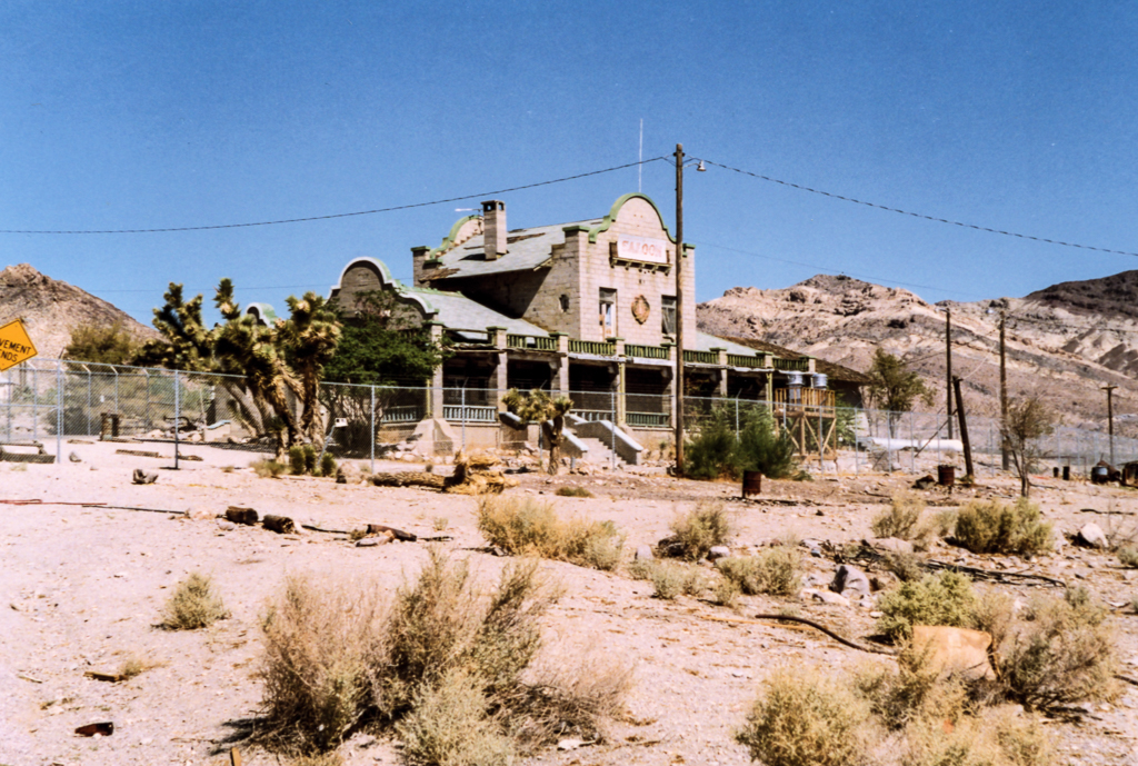 slideshow image