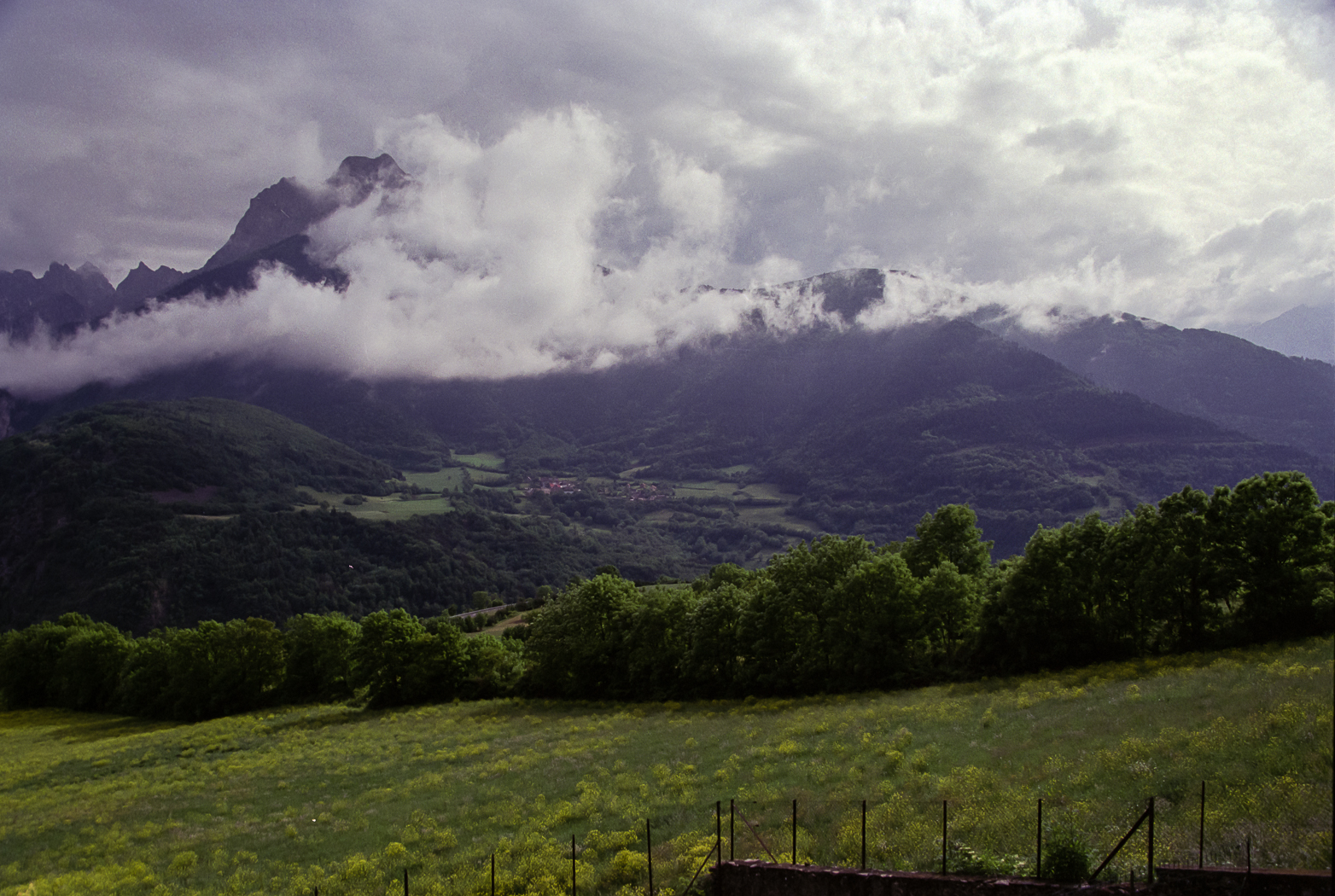 slideshow image