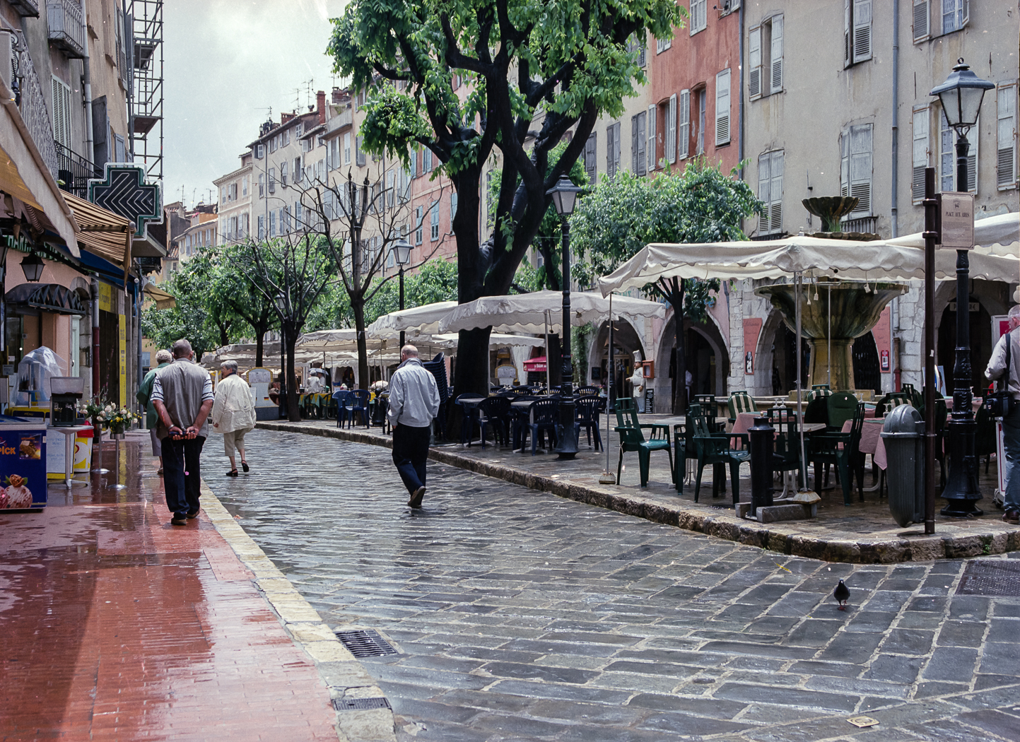 slideshow image