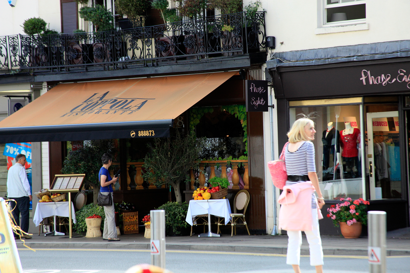 slideshow image