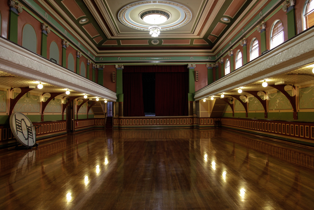 slideshow image