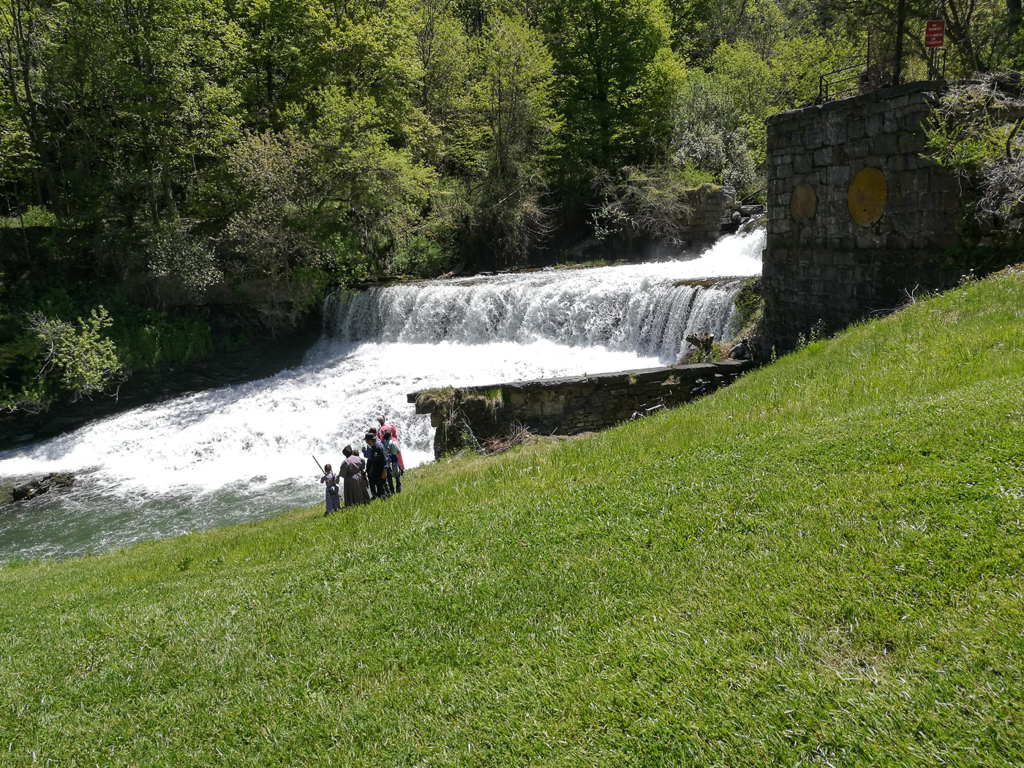 slideshow image
