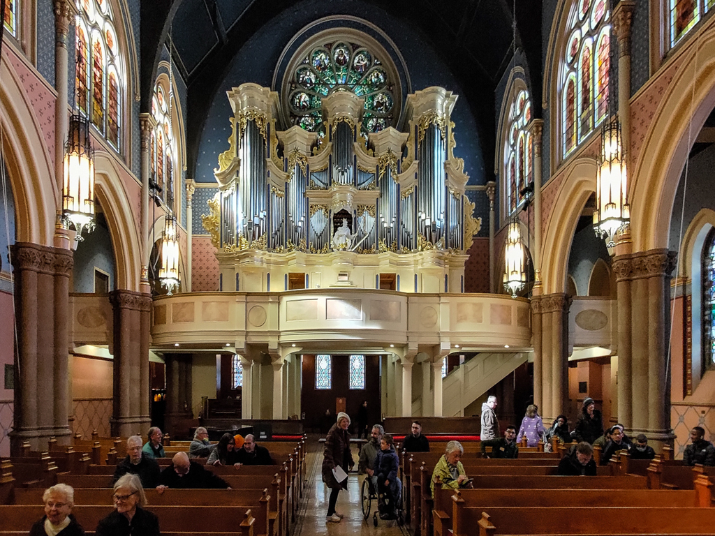 slideshow image