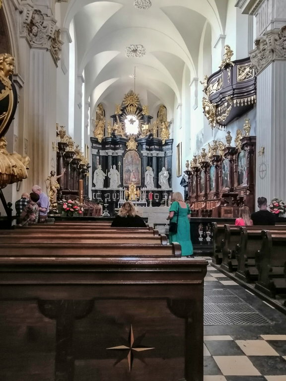 slideshow image