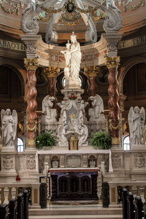 slideshow image