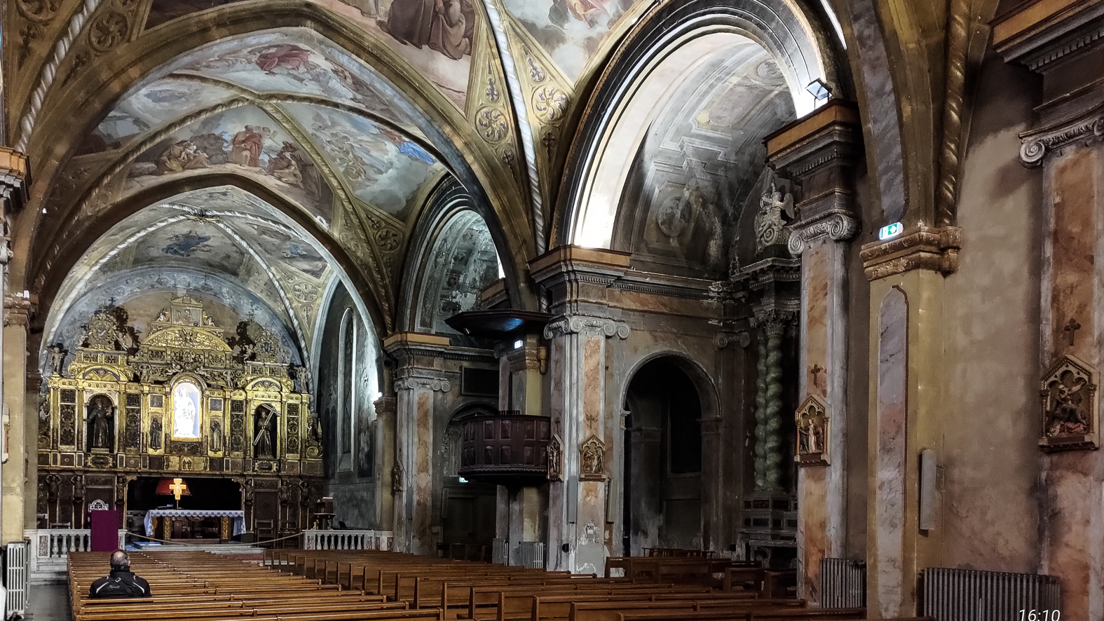 slideshow image